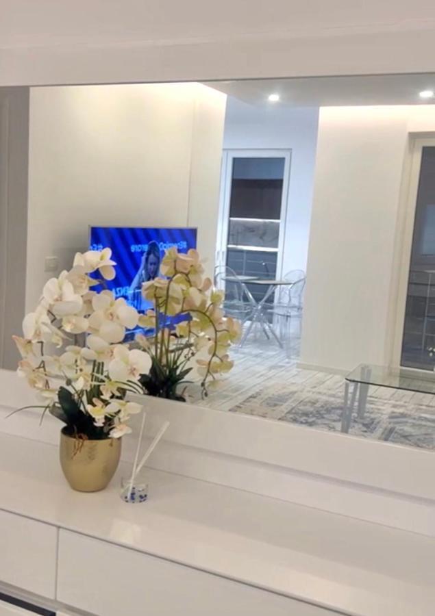 Durres Currila Modern Luxury Stunning Beach Views 外观 照片