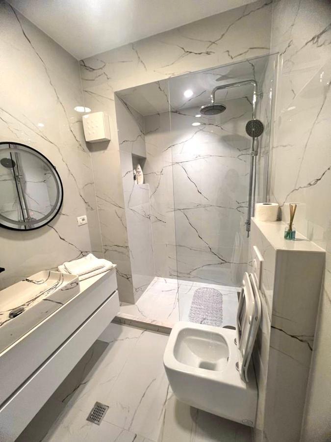Durres Currila Modern Luxury Stunning Beach Views 外观 照片